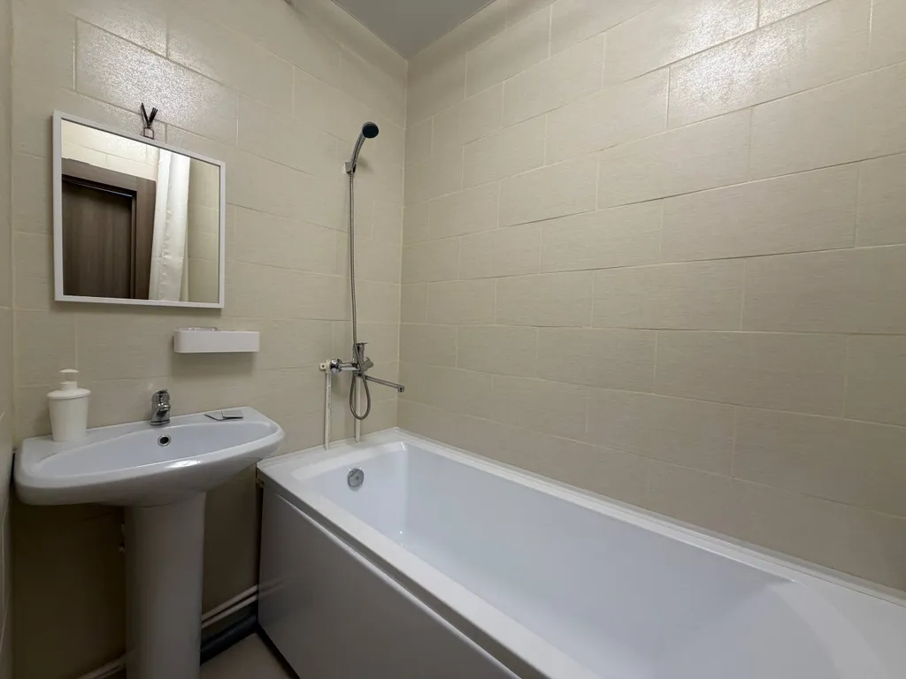 Просторная Квартира в Тихом районе