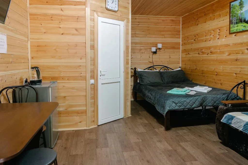 Домик номерного типа с общей террасой