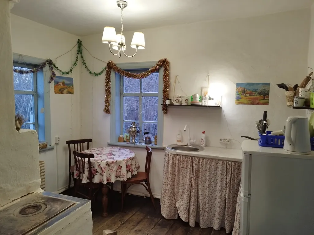 Дом-дача в горах с русской печкой, рядом с речкой и видом на горы