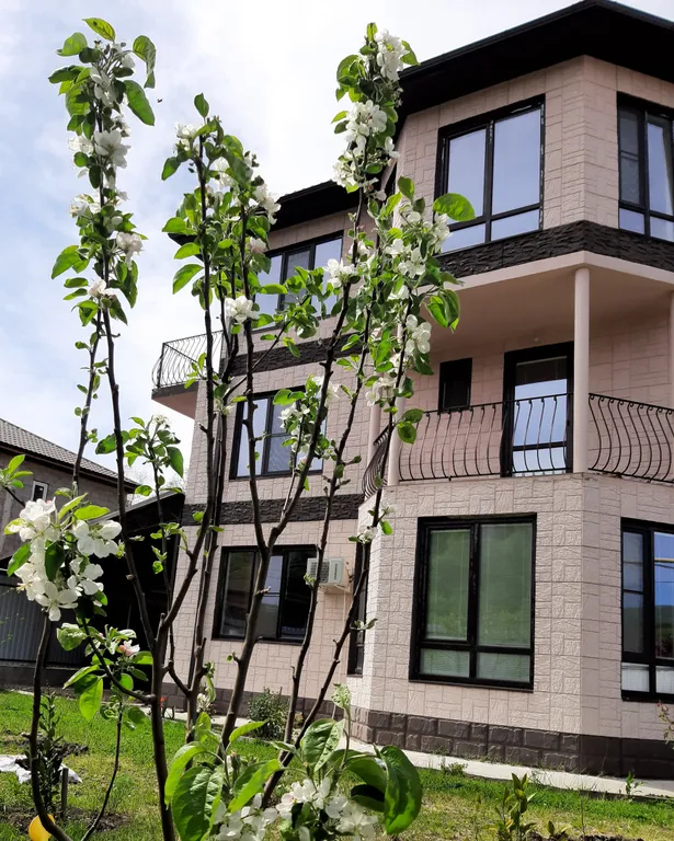 Уютная новая комната у моря в Лоо