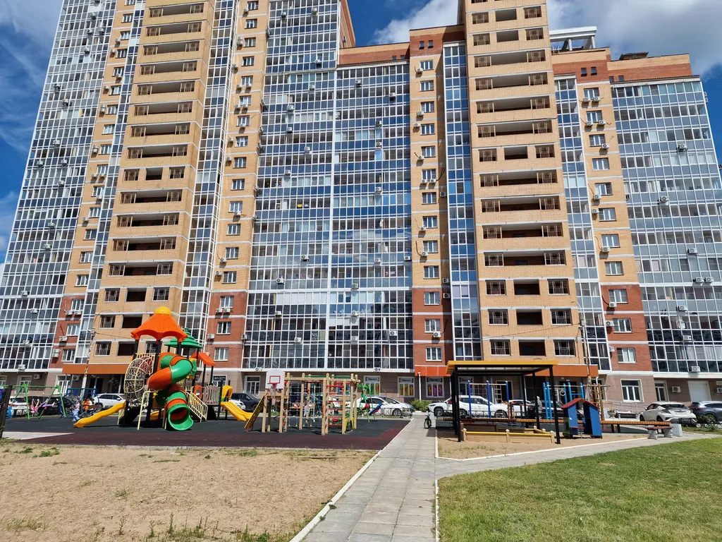 Прекрасная Евродвушка в районе Арены Ерофей