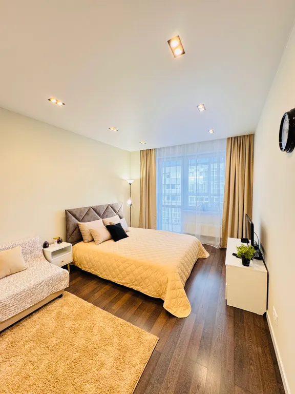 Уютная квартира у Планеты — аренда посуточно в Пермь