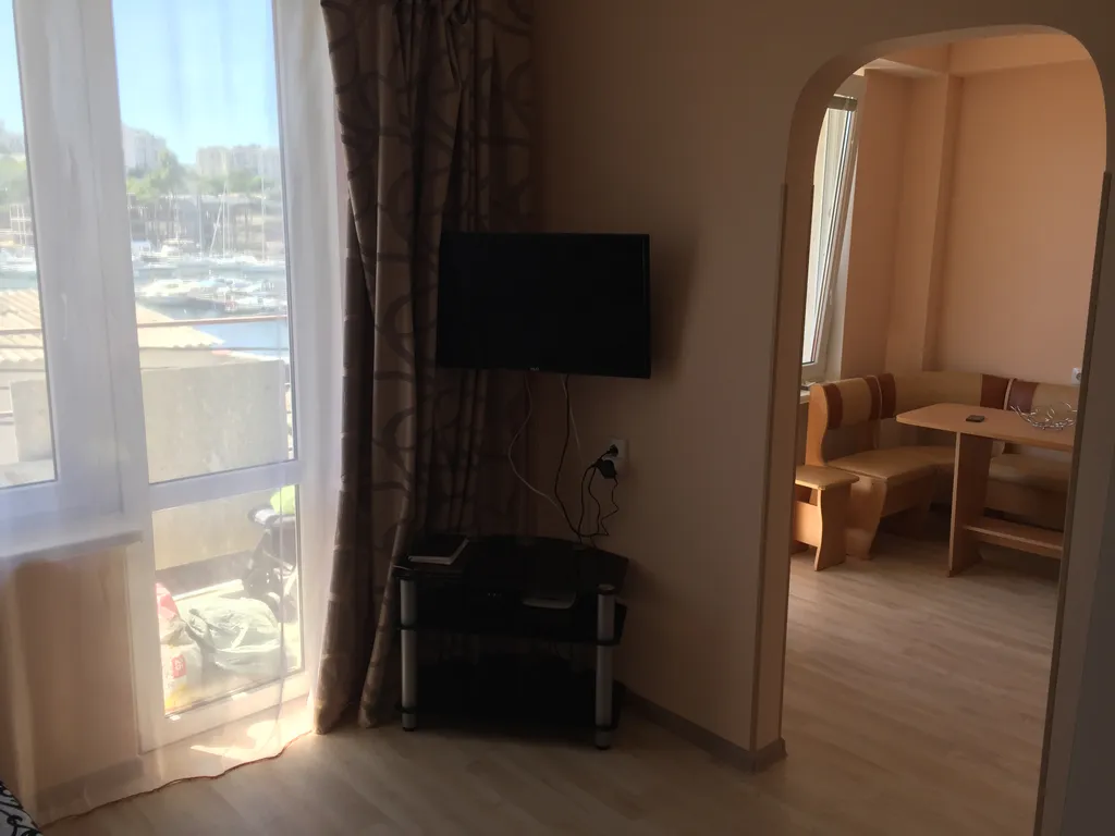 Квартира 1-комнатная Квартира — Севастополь