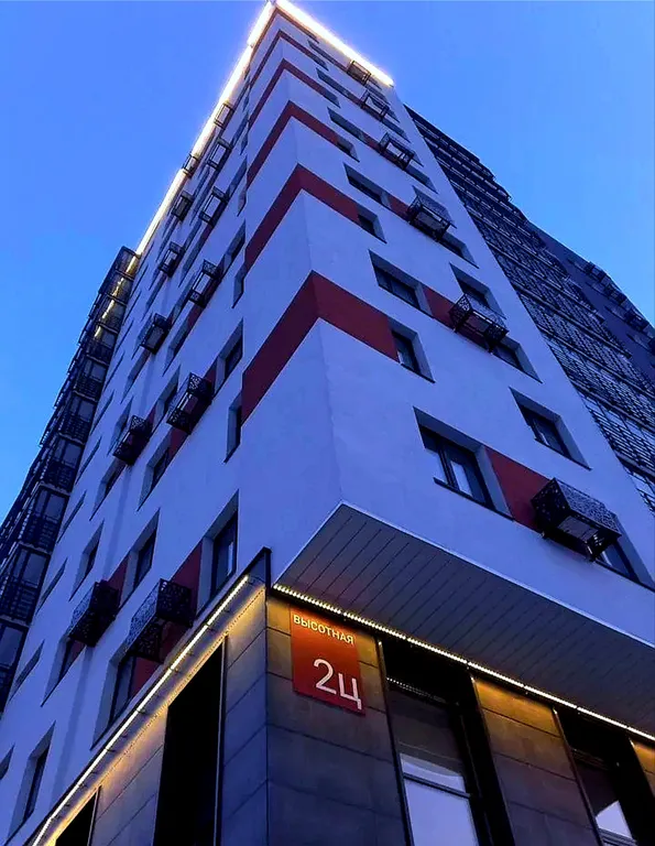 Двухкомнатная квартира на рассвете