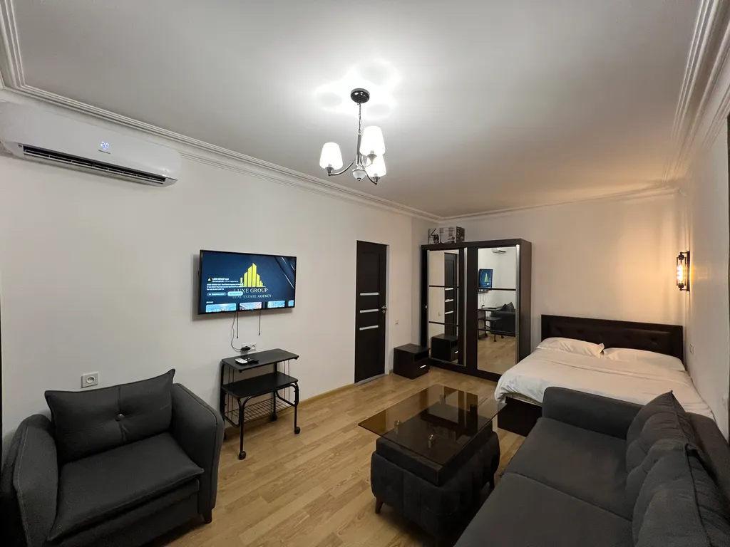 Уютная квартира с евроремонтом в центре города