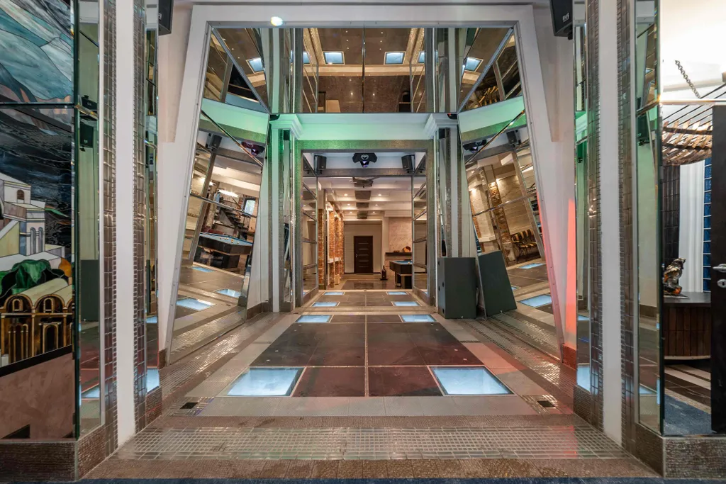 Атриум Николино