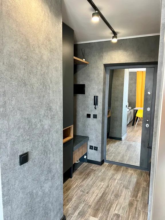 Квартира-студия с дизайнерским ремонтом