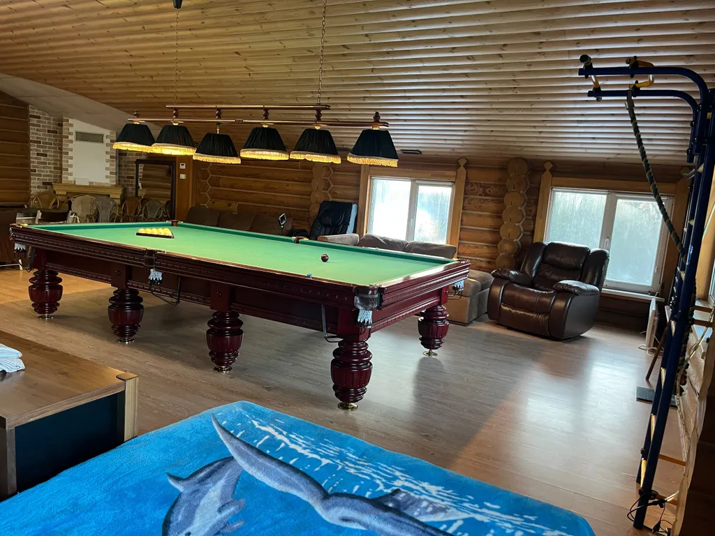 Аренда Коттеджа с баней, бассейном, джакузи, стадионом и зоной барбекю