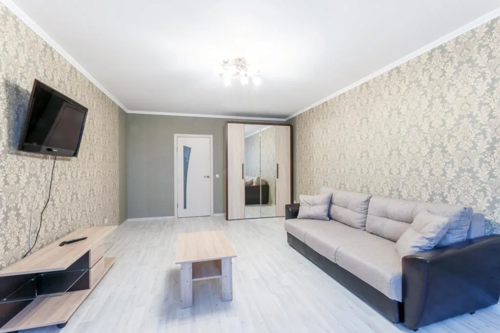 Апартаменты с двумя спальнями и кухней-столовой у ФОК Салют