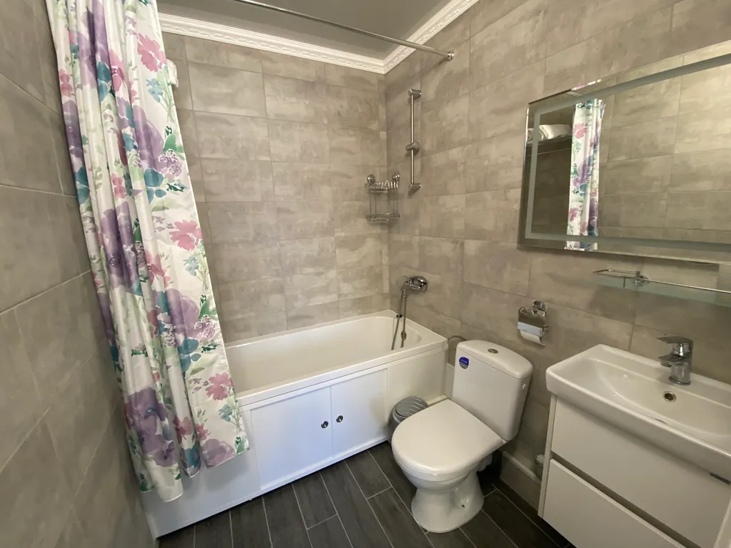 Двухместный номер стандарт с видом на двор