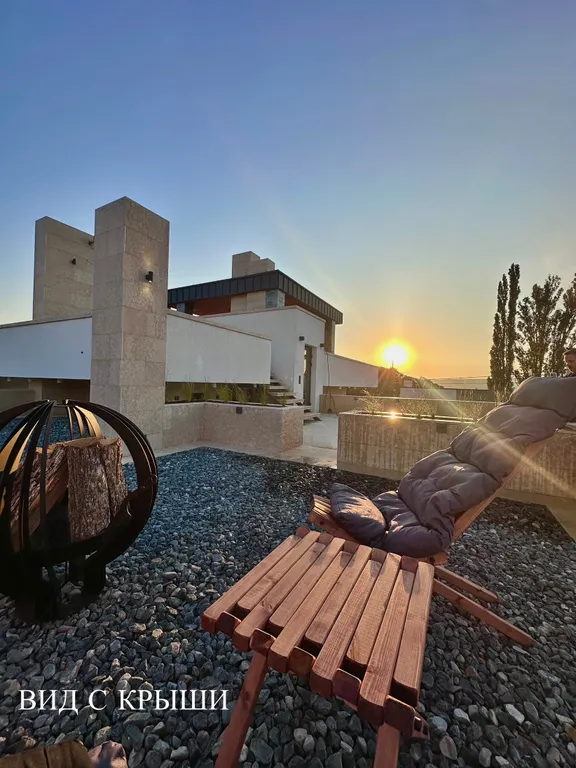 Вилла с бассейном среди виноградников Балаклавы