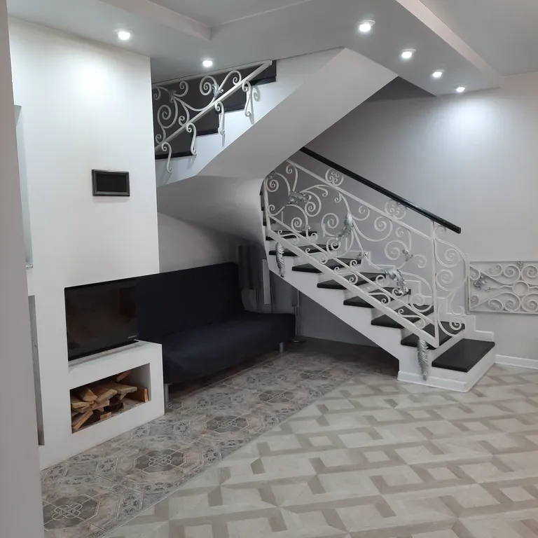 Коттедж Дом с камином, зоной барбекю, батутом — аренда посуточно в Выборг