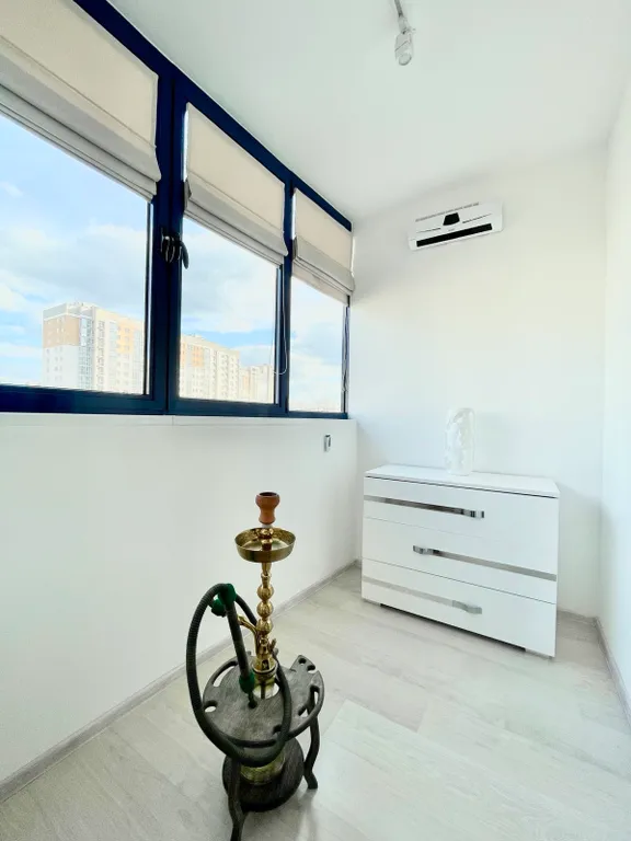 Двухкомнатная квартира в центре с 2 лоджиями