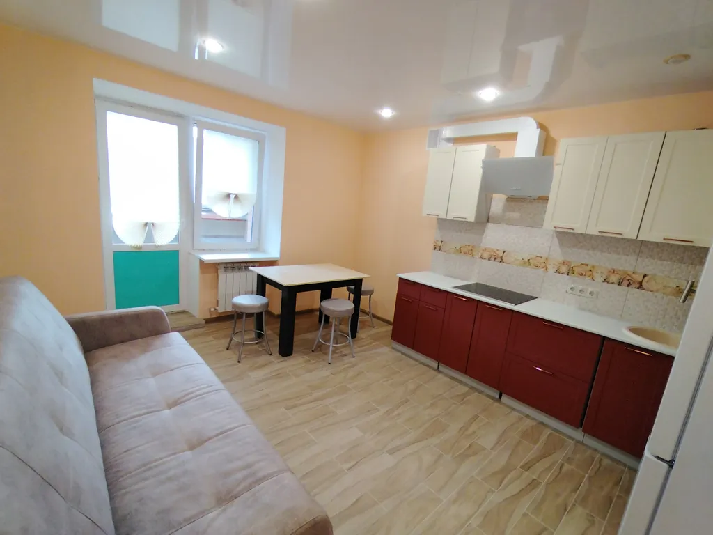 Просторная однушка в Зареченском районе