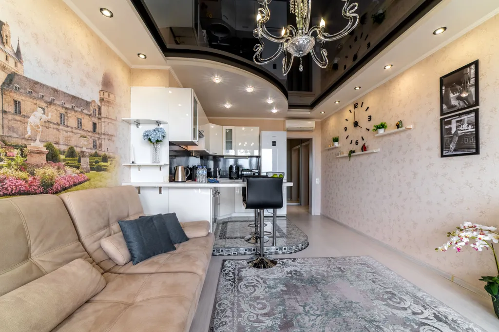 Евротрёшка с видом на море и город