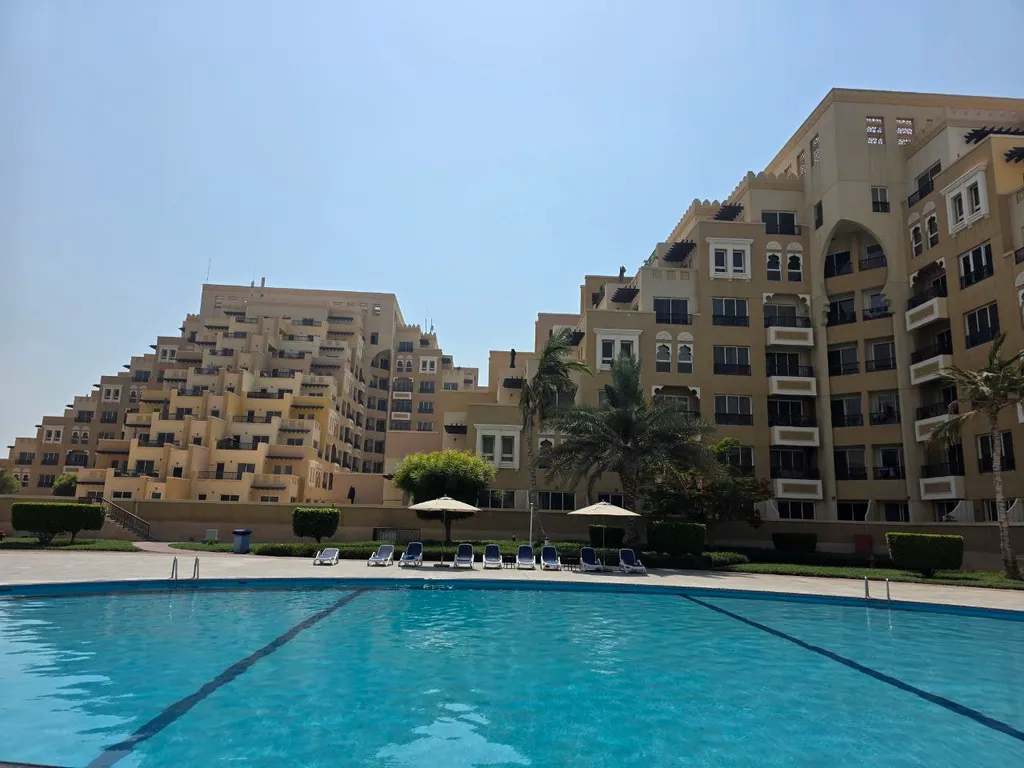 Апартаменты с частным пляжем и видом на море на острове Марджан