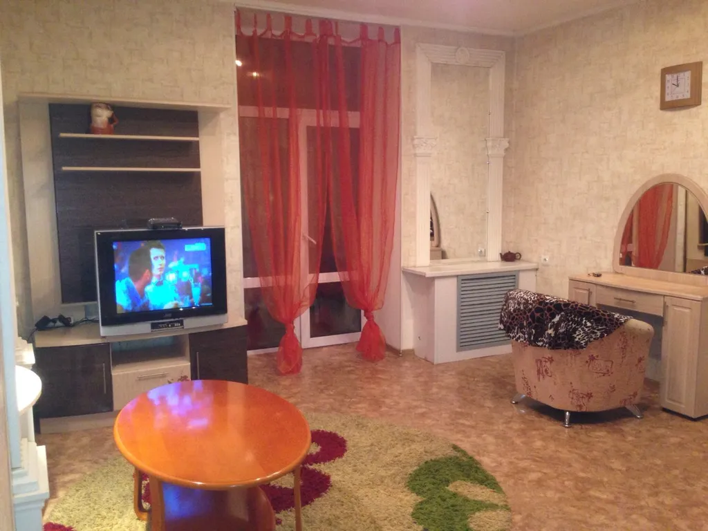 Квартира, район Индустриальный — аренда посуточно в Пермь