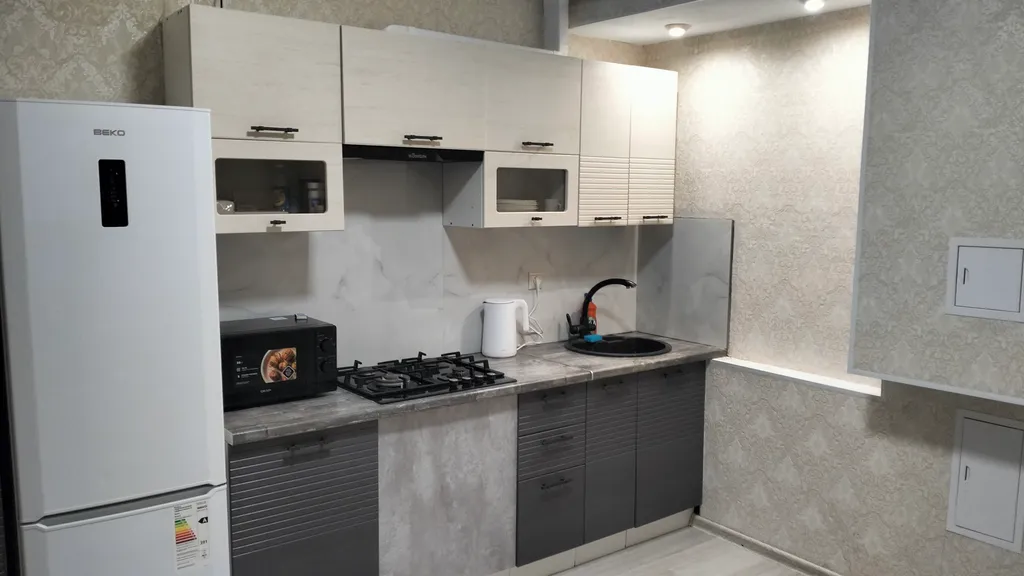 Квартира у Глобуса