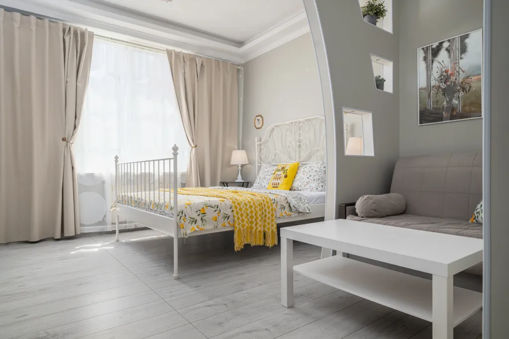 Квартира Квартира Fresh Orange в центре Немецкой деревни у озера, дистанционное заселение — Краснодар