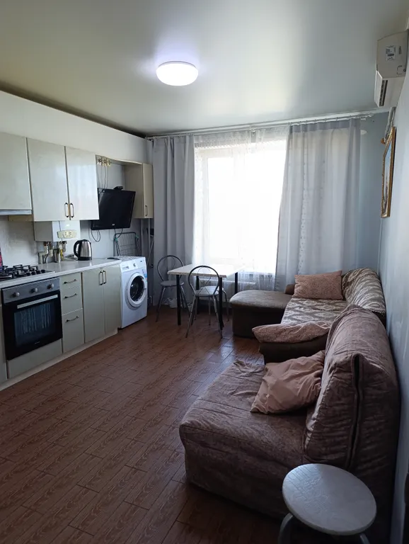 Квартира на берегу, просторные комнаты с двумя полноценными санузлами