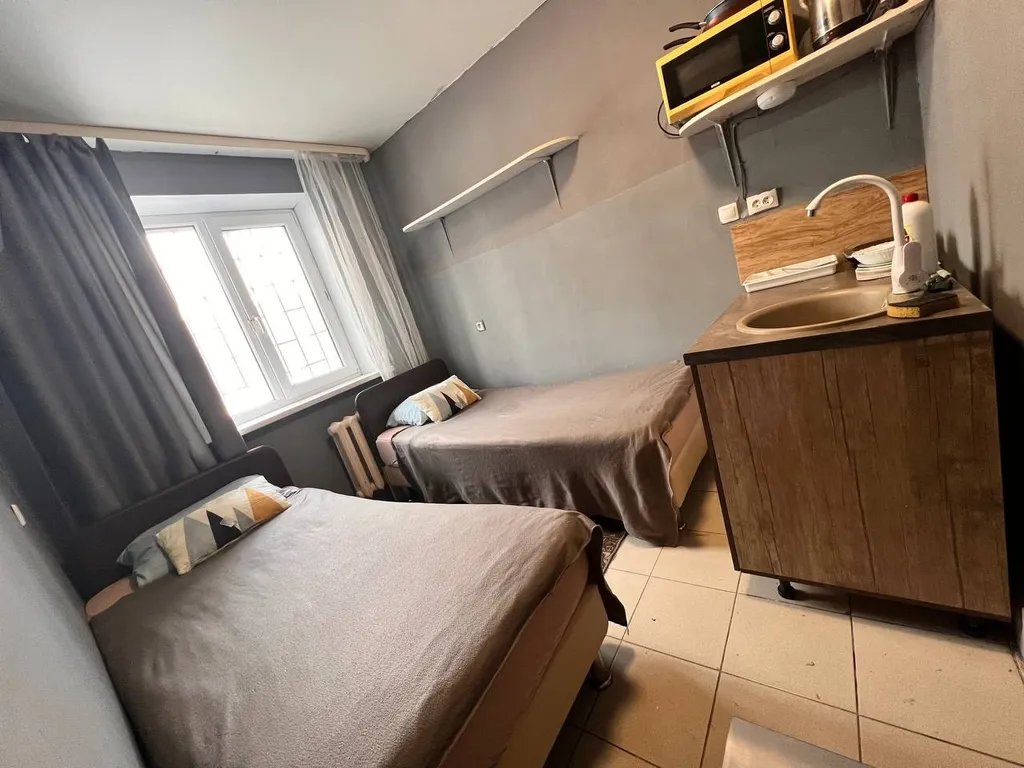 Мини - студия  эконом в центре  города