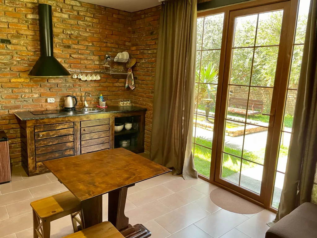 Коттедж 1-комнатный Дом — Сухум