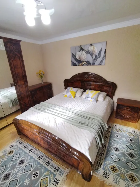 Уютный дом в центре города