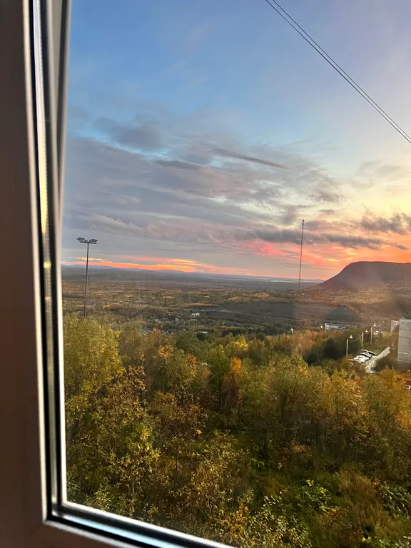 Уютная квартира с красивым видом из окна