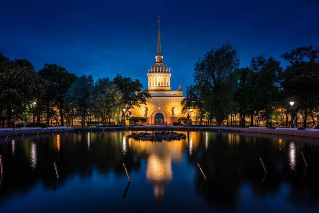 Квартира Квартира Апартамент у Эрмитажа — Санкт-Петербург