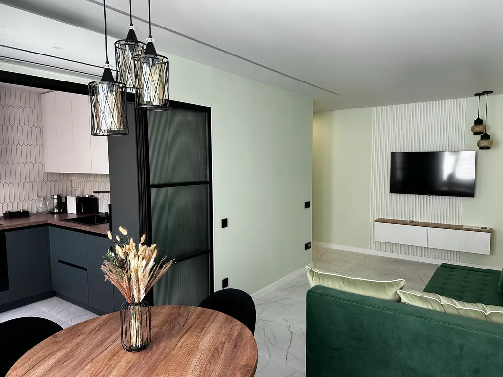 Квартира 3-комнатная дизайнерская квартира-комфорт с балконом в центре — Кронштадт