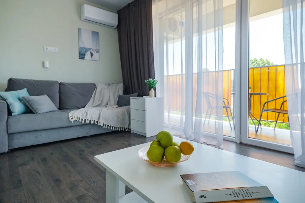 Просторная квартира на берегу моря