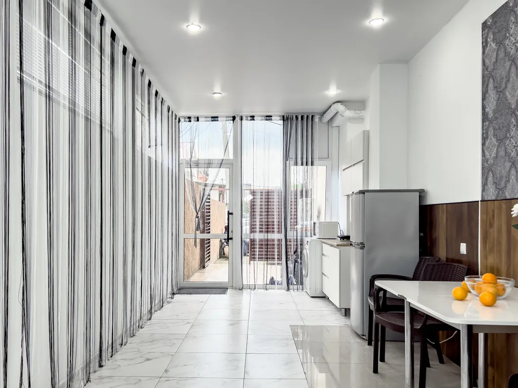 Просторная апартамент у моря и парка в Сириусе