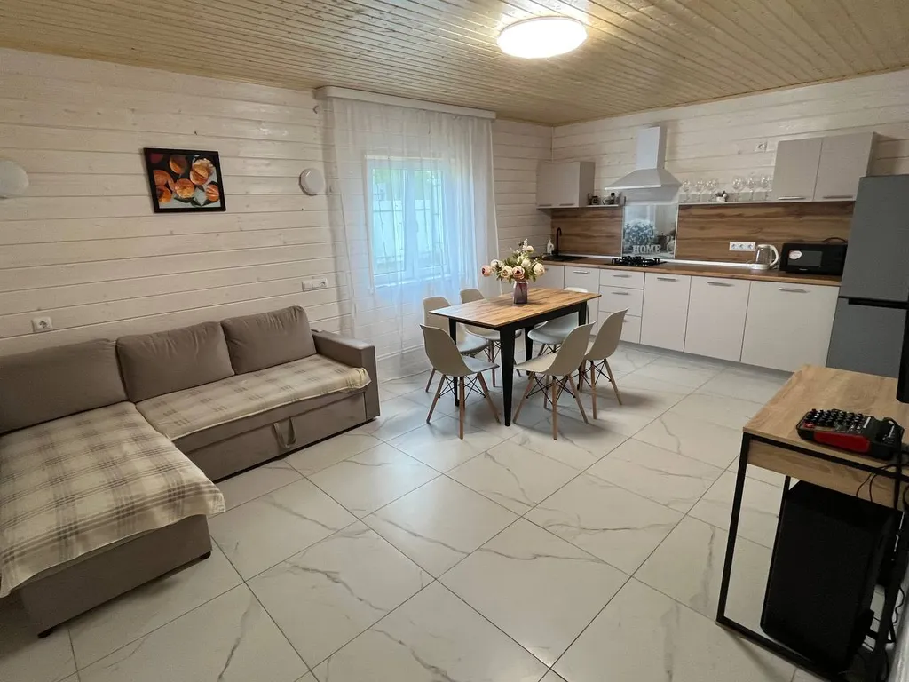 Тёплый брусовой Дом у сосного леса