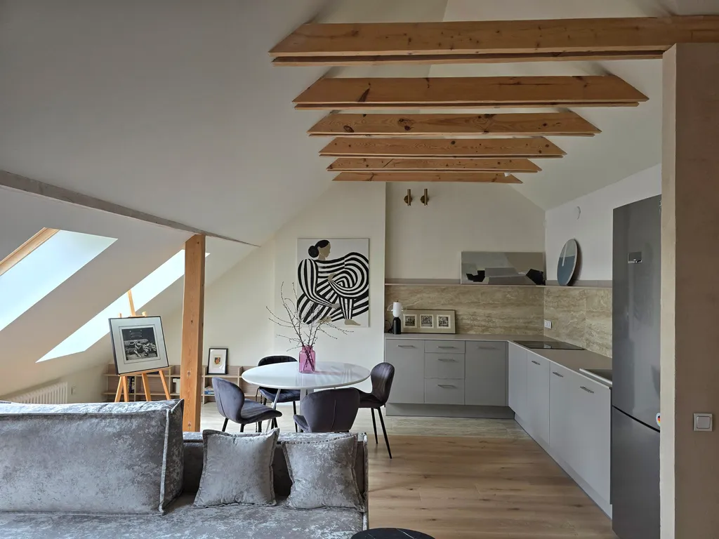 Мансарда на верхнем озере