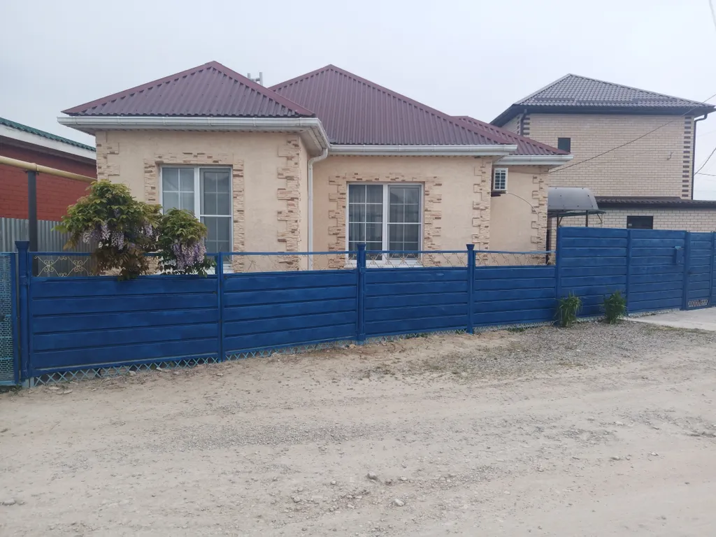 Коттедж 3-комнатный Дом — аренда посуточно в Голубицкая