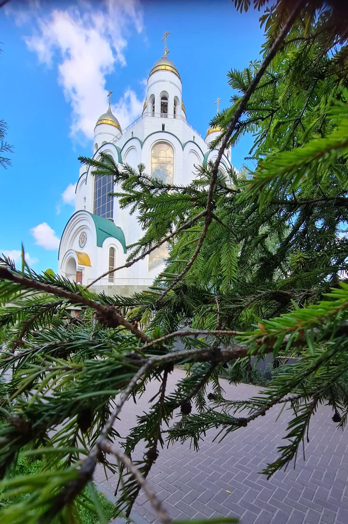 Храм в центре Калининграда.