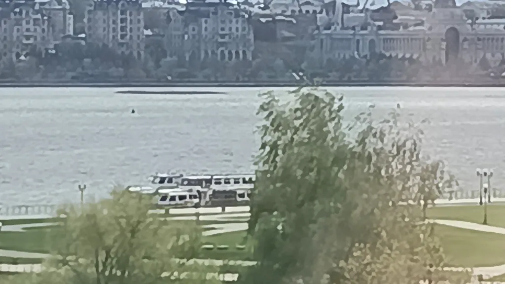 Квартира рядом с главной Елкой с панорамным видом на Кремль и Ривьеру