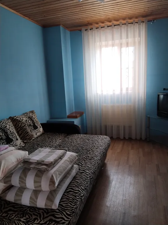 Загородный дом с баней и теплым бассейном