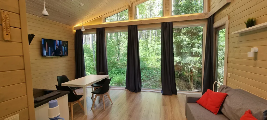 Дом с видом на лес