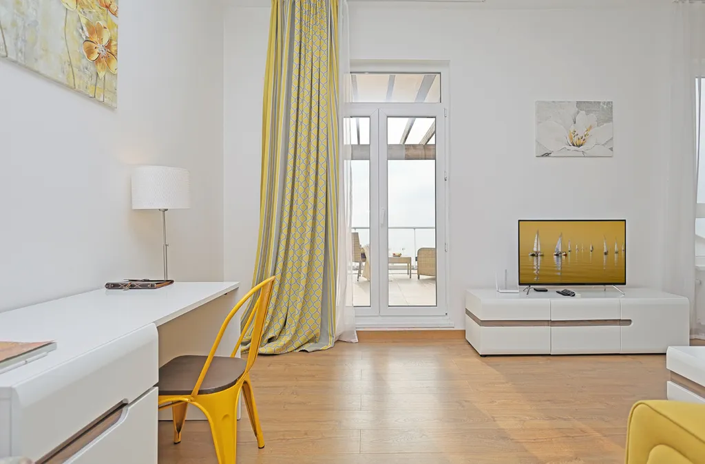 Квартира с панорманым видом на море - Kingdom