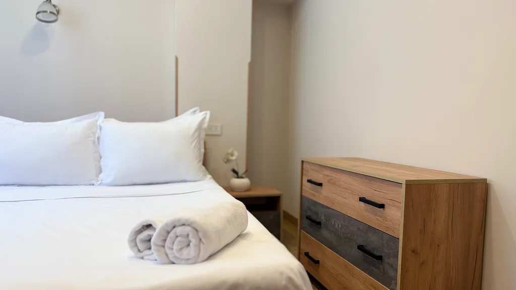 Уютная квартира с 2 спальнями в центре города рядом с Площадью