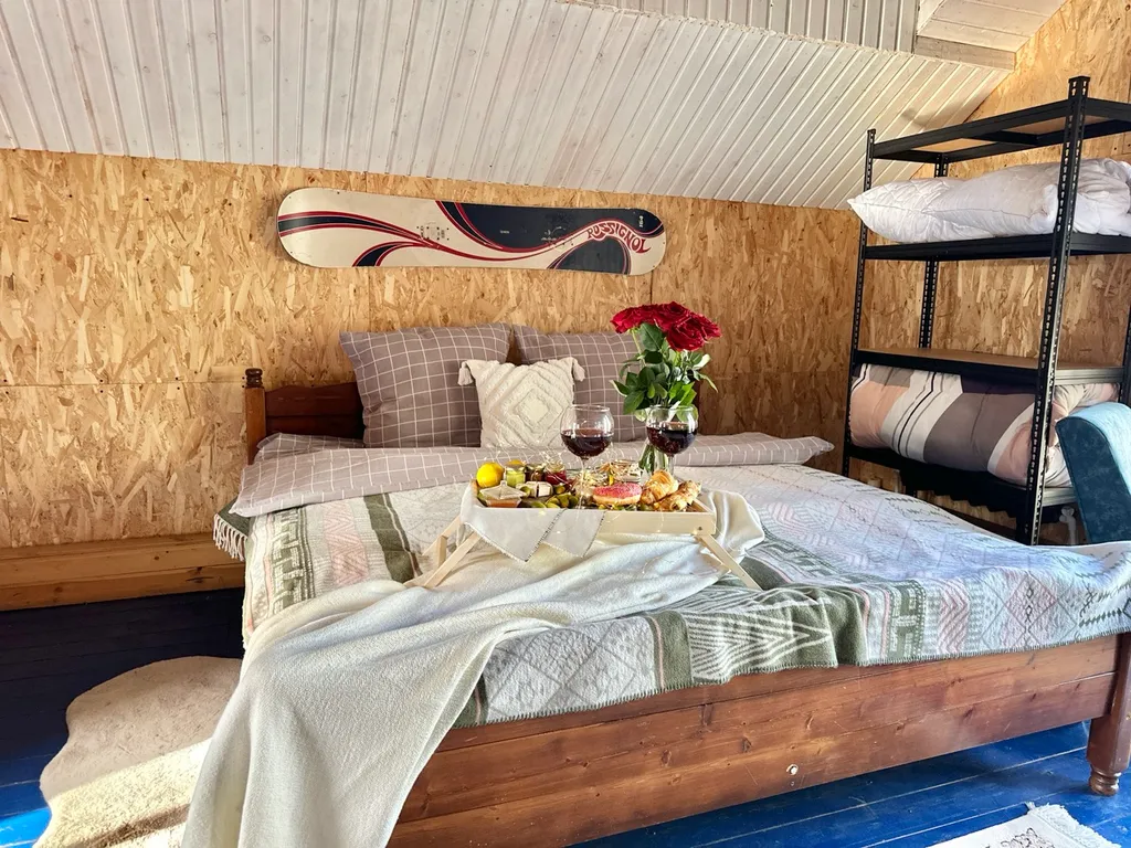 Синий домик