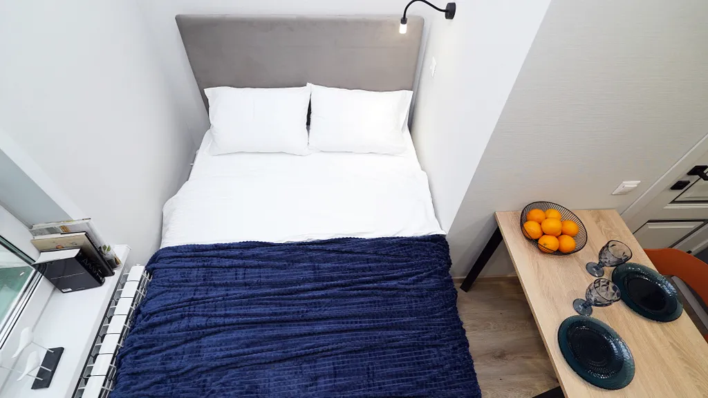 Студия с двуспальной кроватью, есть wifi и кондиционер