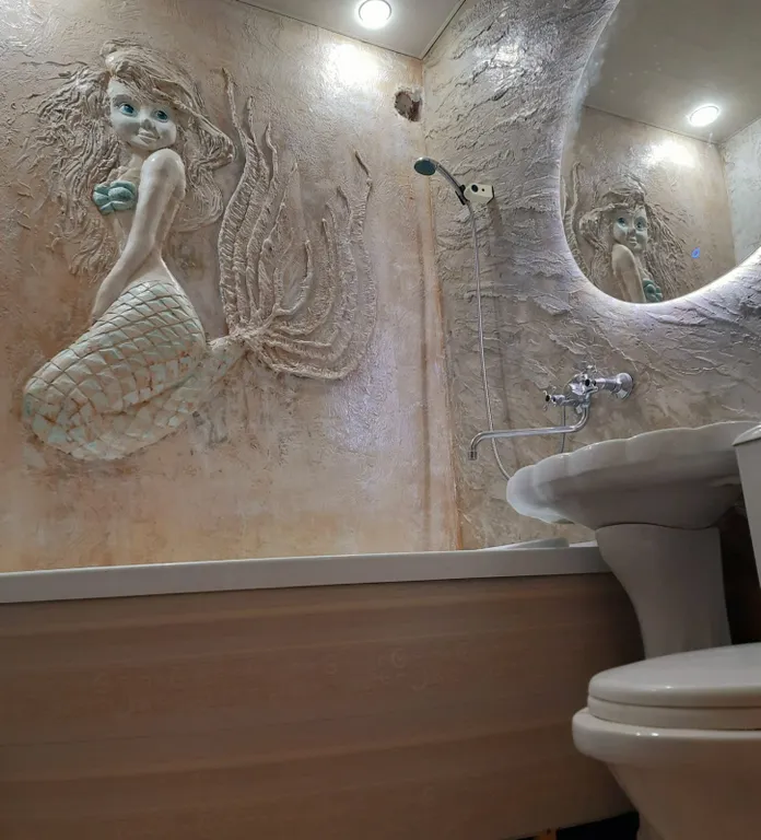 Небольшая двухкомнатная квартира с джакузи недалеко от центра