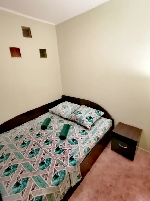 Центр города, красный путь, метро мост