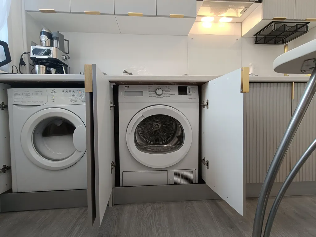 Центр у водонапорной башни, гостевая парковка