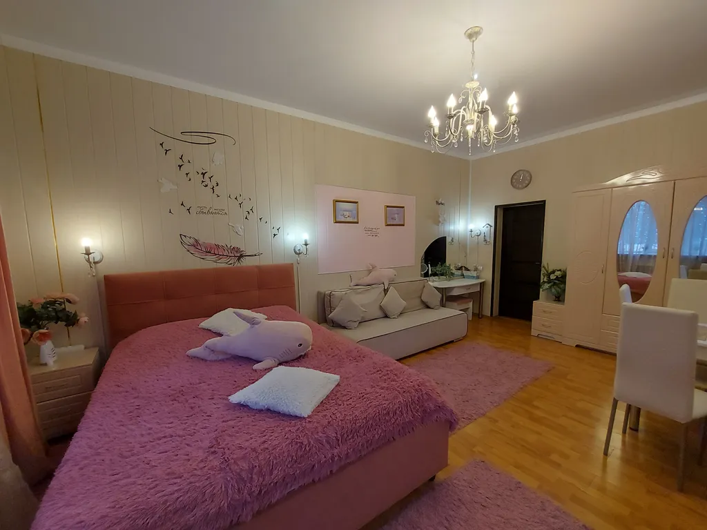 Коттедж Марианна с бильярдом, теннисом, сауной и бассейном