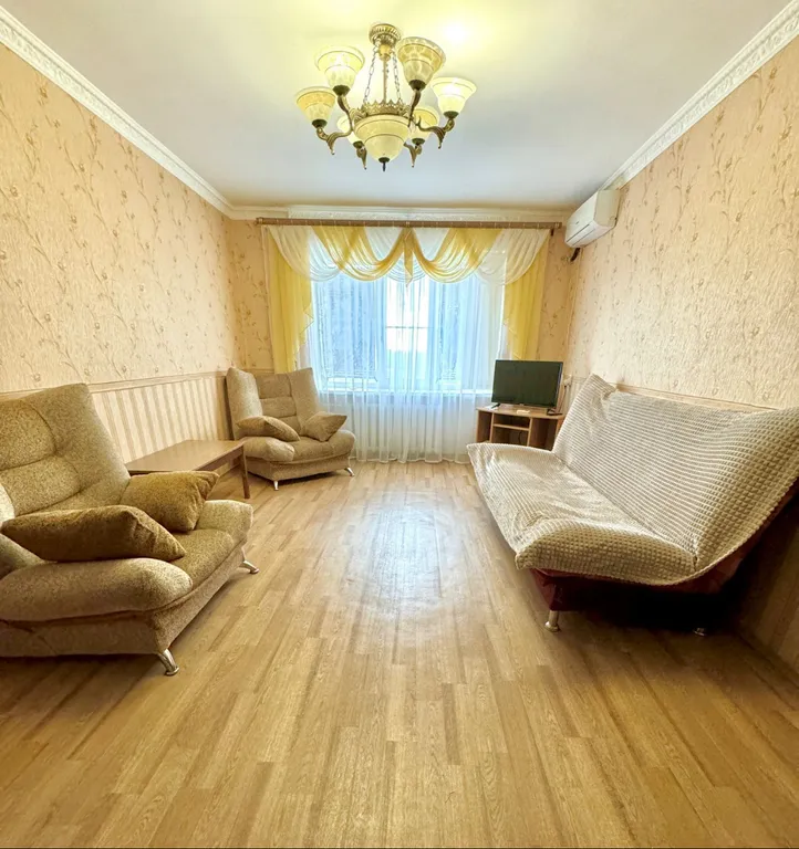 Квартира в 2-х минутах от М4 — аренда посуточно в Шахты