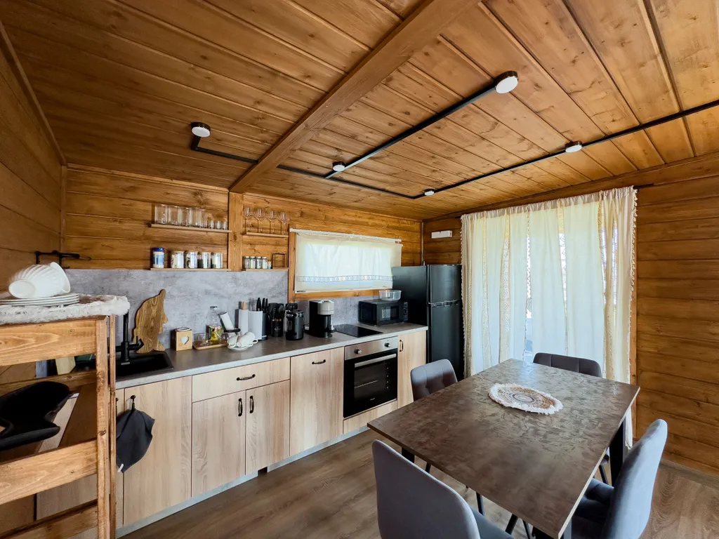 Коттедж Домик 115 кв с баней в заповедном лесу — Истра