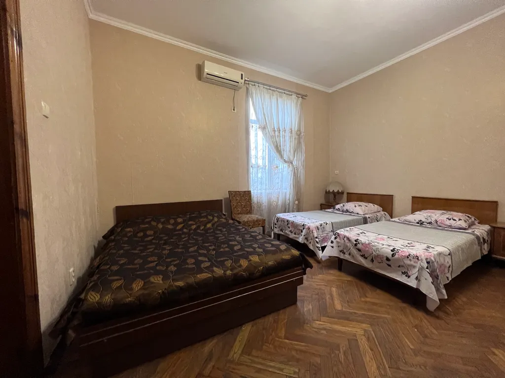 Коттедж Отличный дом — Сухум